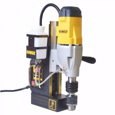 Furadeira de base magnética